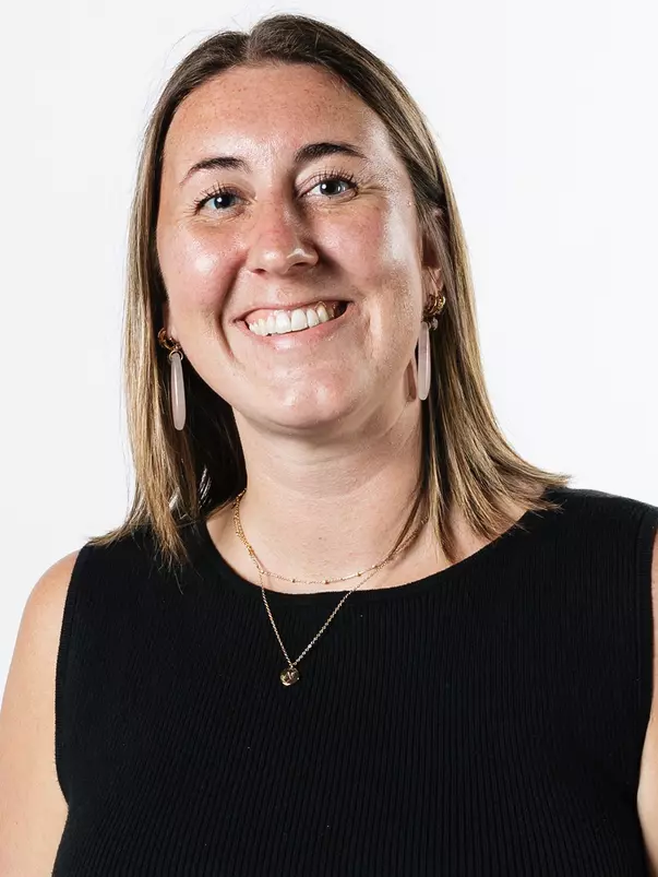 Nikki Hauser headshot