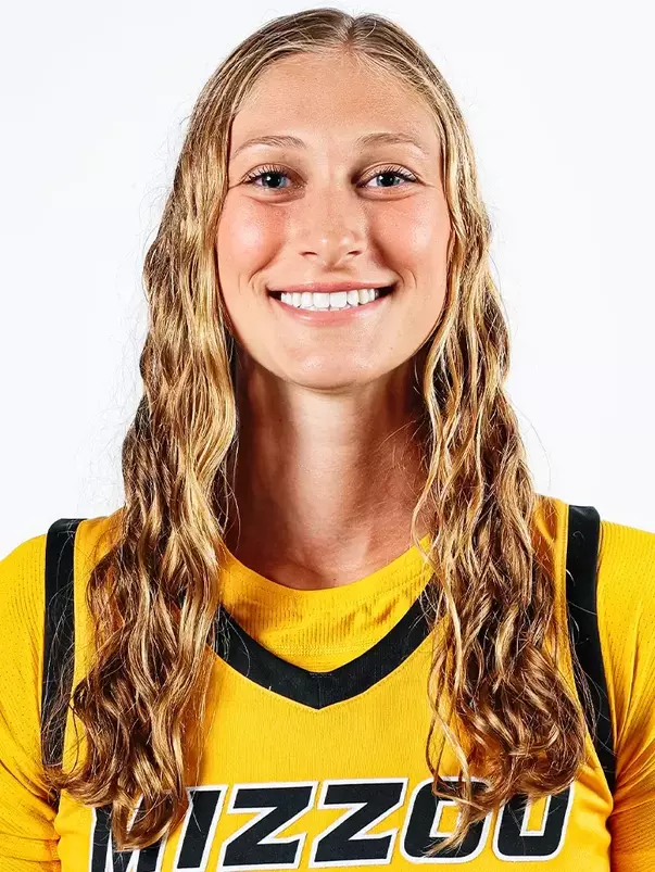 Abbey Schreacke 2025-26 Headshot