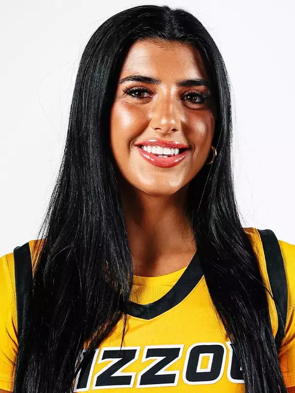 Chloe Sotell 2025-26 Headshot