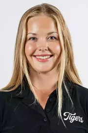 Alexandra Berglund 2025-26 Headshot