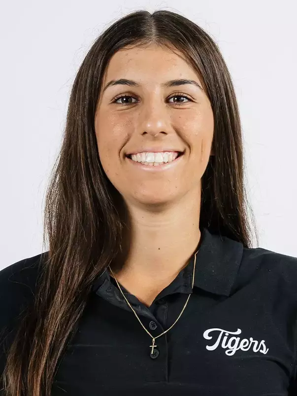 Irene Garcia Sanchez 2025-26 Headshot