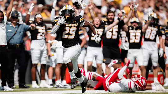 Football - University of Missouri Athletics
