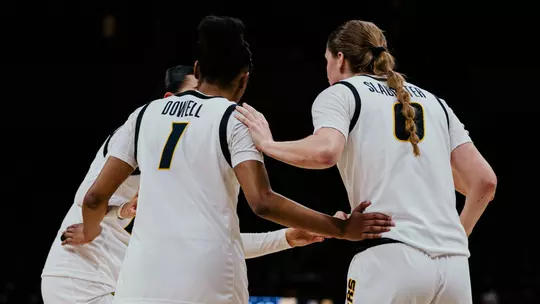 Women's Basketball Huddle