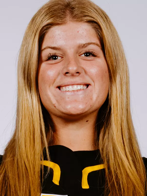 Gracie Britton Headshot