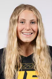 Paige Felder Headshot