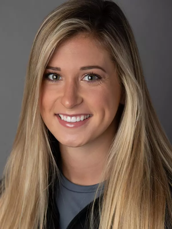Sydney Schneider