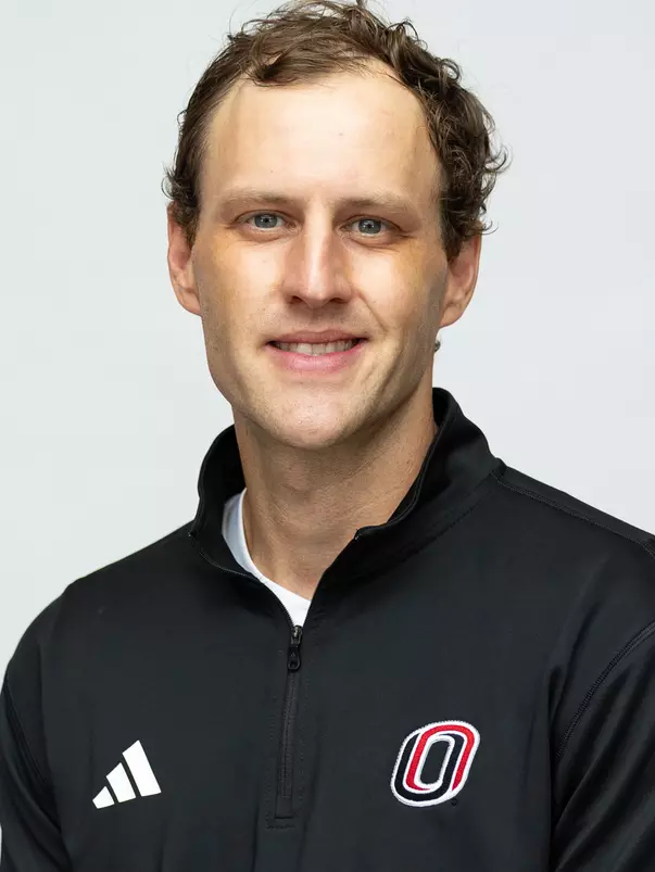 Zach Vit Headshot 2025-26