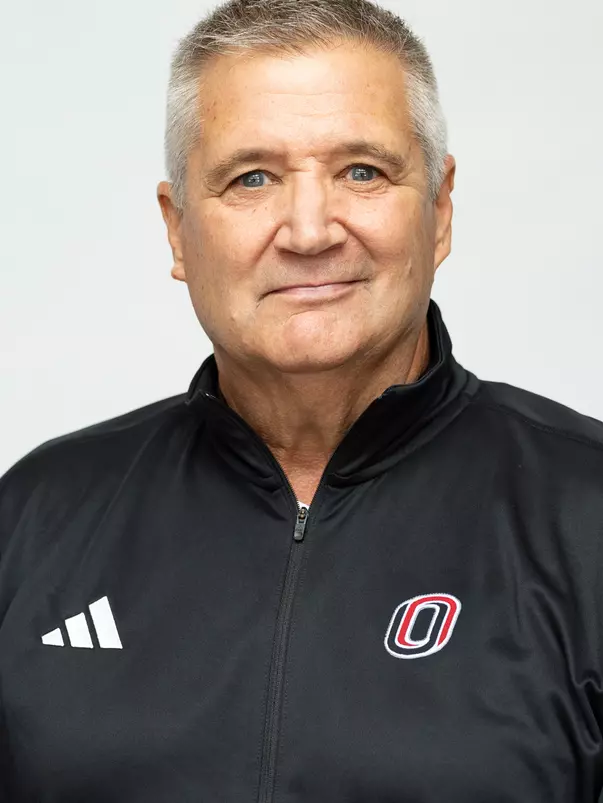 Brent Weber Headshot 2025-26