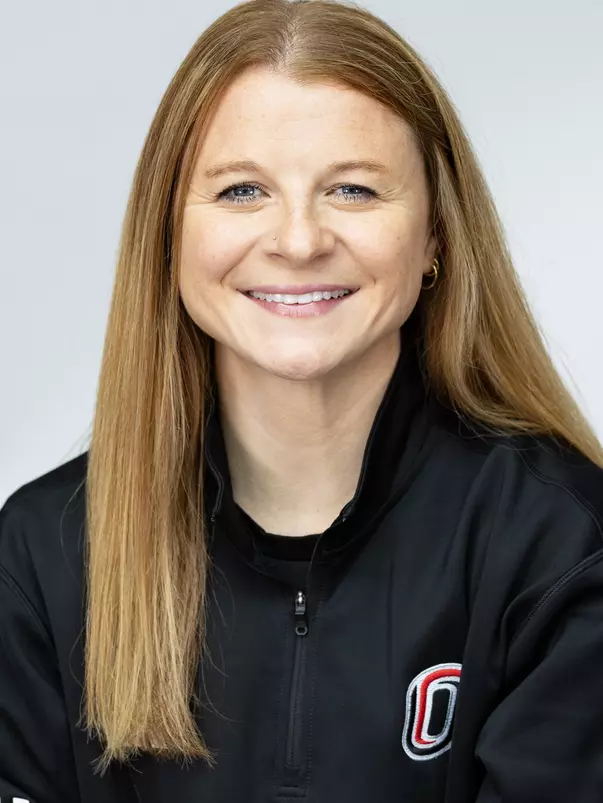 Leah Szabla Headshot 2025-26