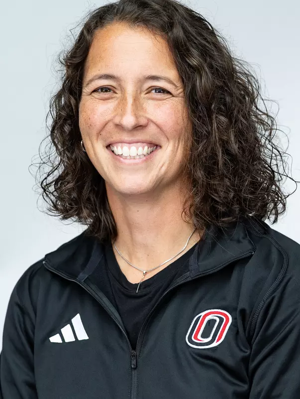 Dani Brooke Headshot 2025-26