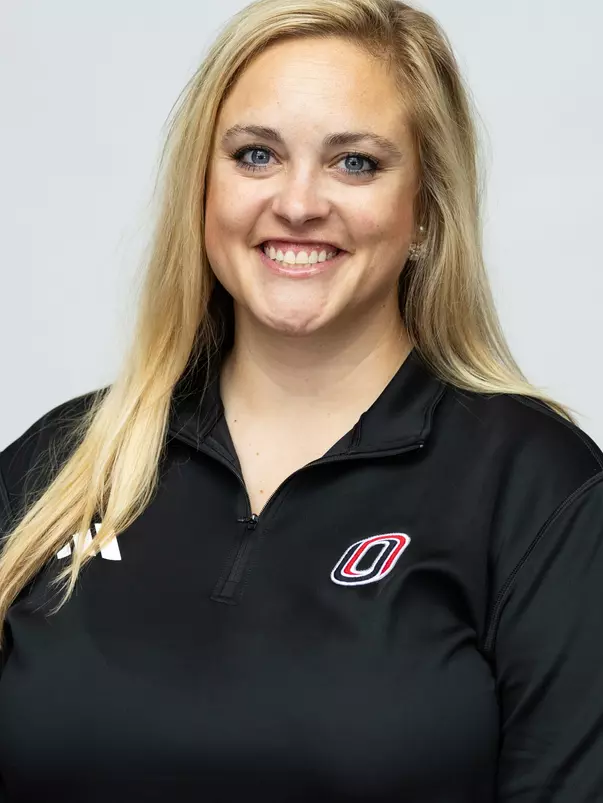 Ashley Petak Headshot 2025