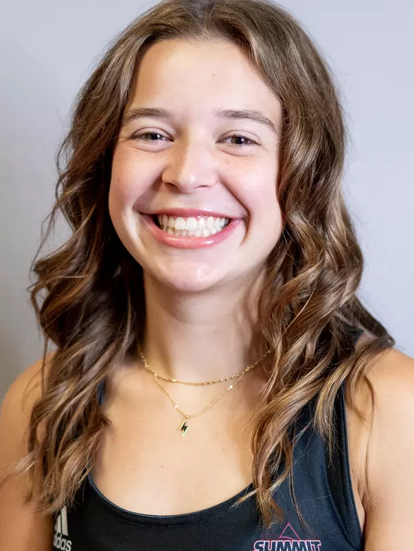 Charlotte Gregor Headshot
