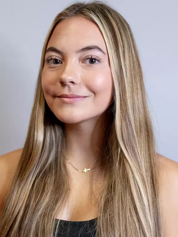 Hope Riedel Headshot
