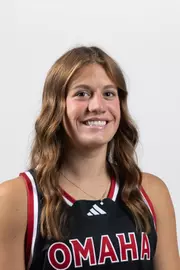 Halle Dolliver Headshot