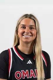 Sydney Terveen Headshot