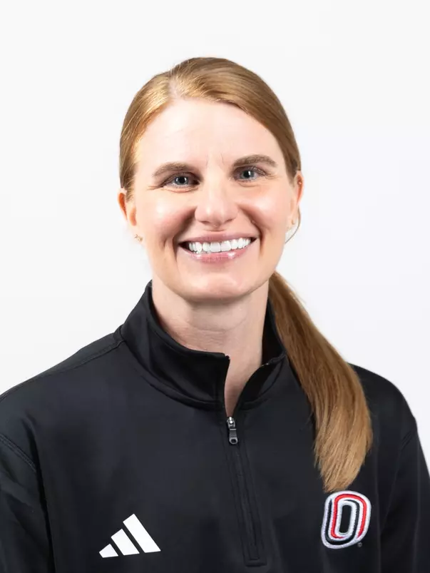 Laura Buttermore Headshot