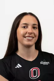 Lara Maric Headshot
