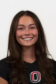 Maddie Stuesser Headshot