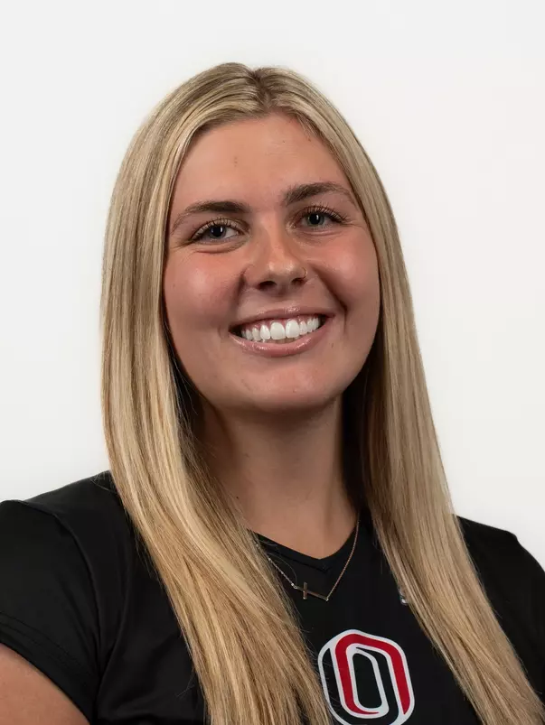 Madi Corf Headshot