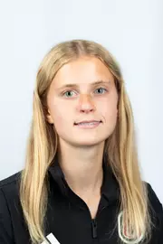 Emmy Wieczorek Headshot