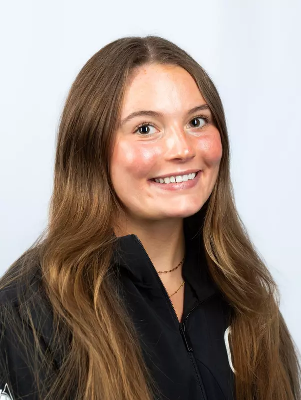 Molly Caruso Headshot