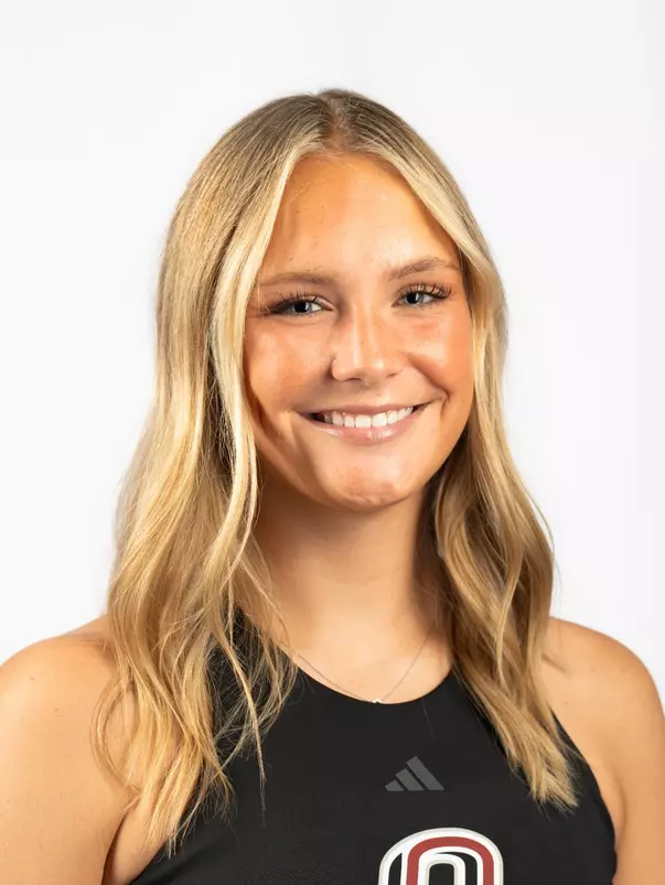 Grace Greenwald Headshot