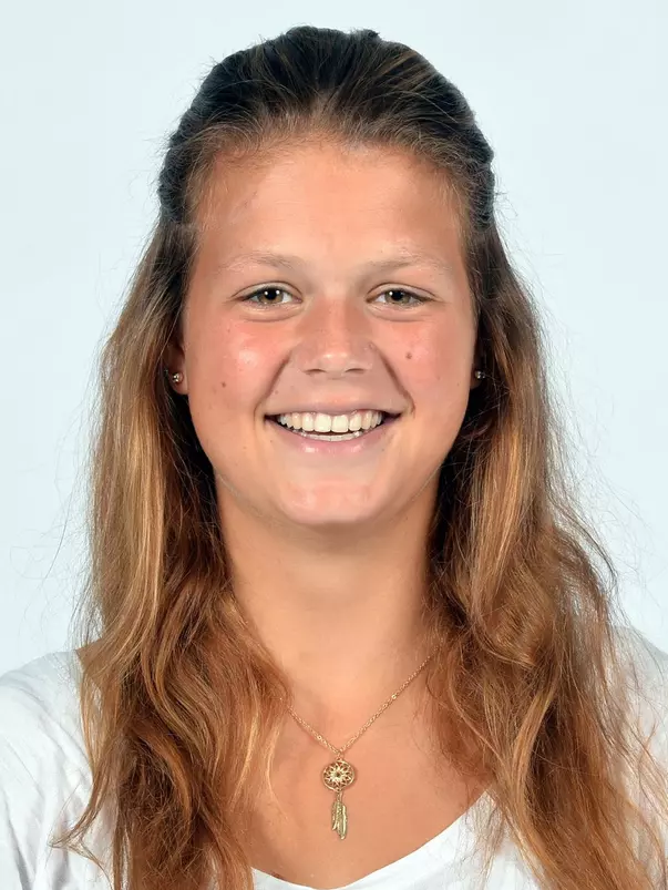 Nina Van Oost