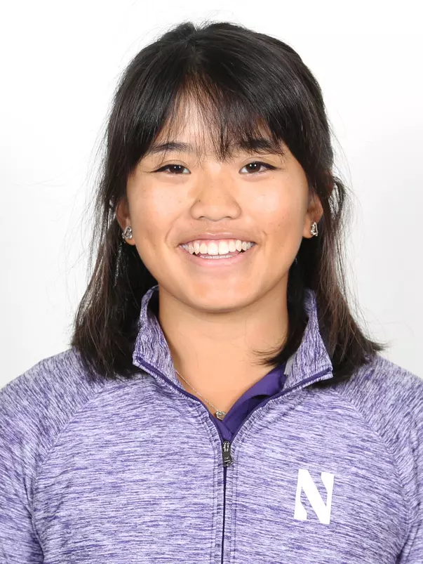 Stephanie Lau headshot 2017-18