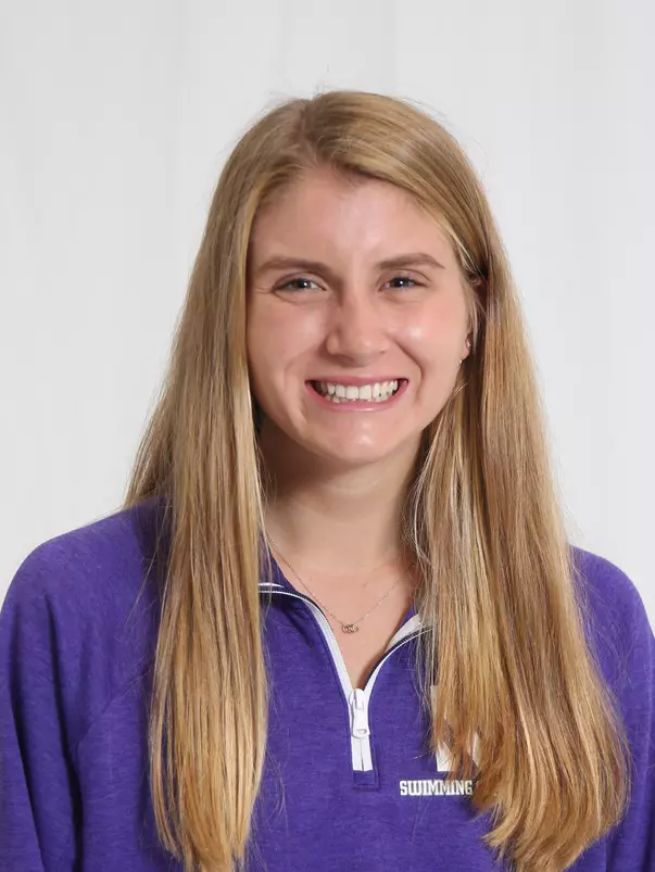Lizzy Follmer