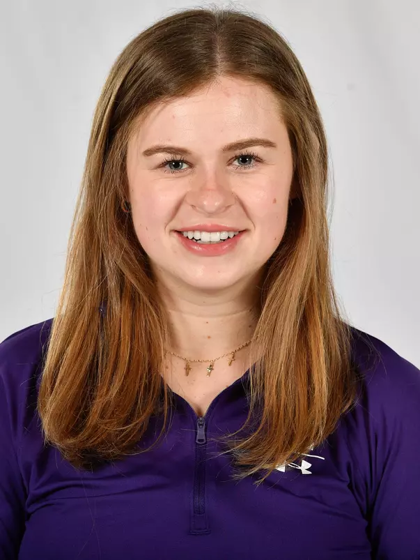 Morgan_Newport headshot