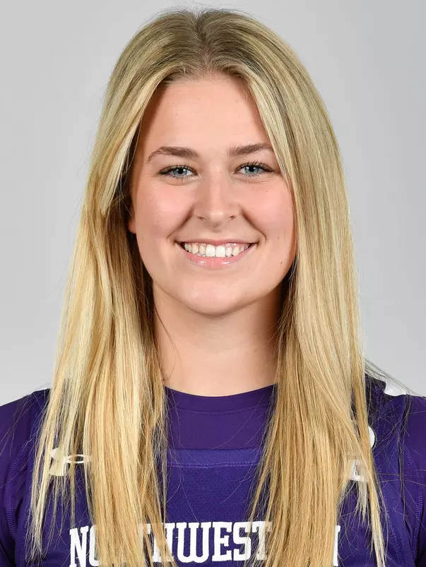 lauren trumpy headshot