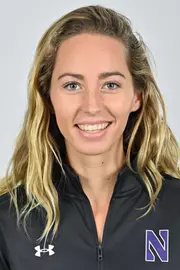 Hannah Hall 2022 headshot