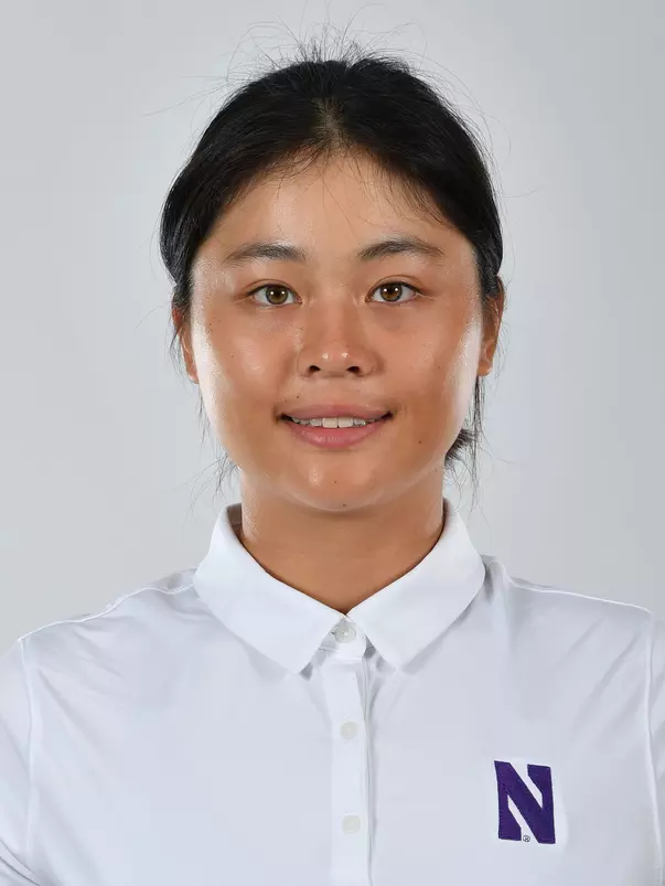 Jiayi Wang 2022 headshot