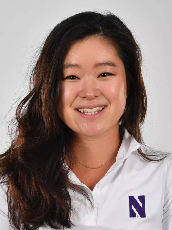 Kelly Sim 2022 headshot