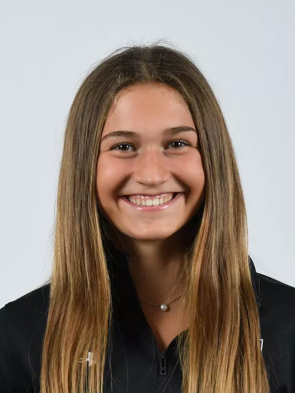 August 30, 2023, Evanston, IL: Northwestern Cross Country Internal Media Day at Walter Athletics Center in Evanston, IL on Wednesday, August 30, 2023. (Photo by Stephen Carrera/Northwestern Athletics)