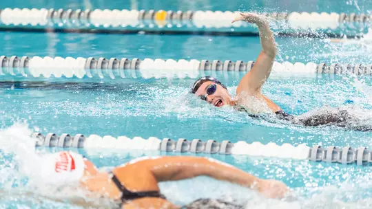NU Dominates at UChicago, Sets Pool, Personal Records Image