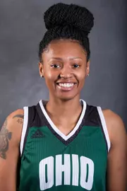 Cierra Hooks