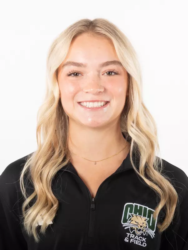 Abby Wells Headshot