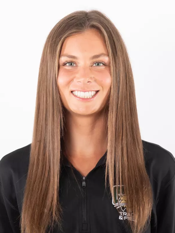 Alyssa Mason Headshot