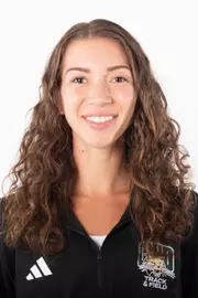 Carina Weaver Headshot