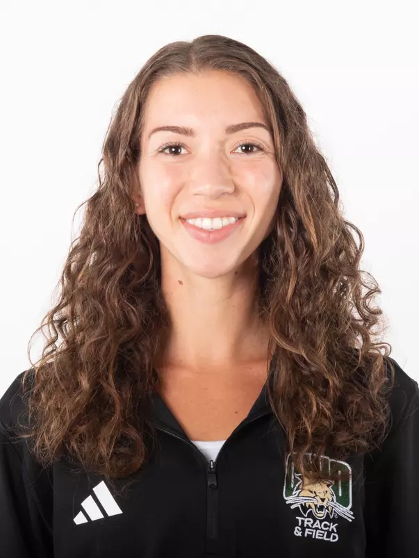 Carina Weaver Headshot