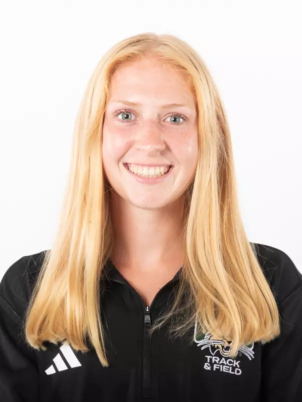 Sara Doughman Headshot