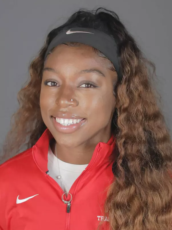 J'Alyiea Smith