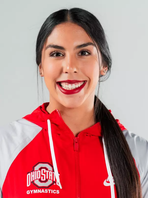 Savannah Gonzalez Headshot