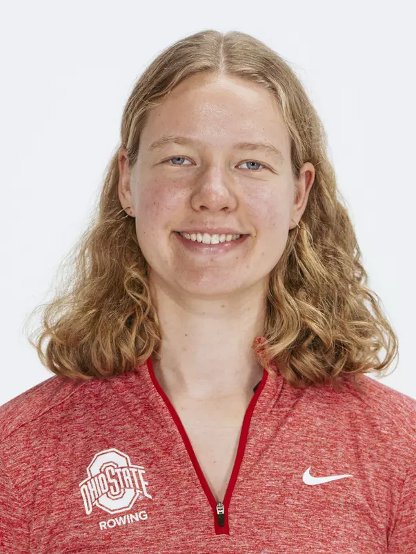 Leandra Hogrefe Headshot