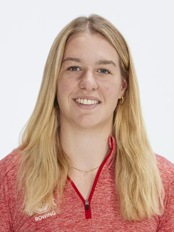 Isabelle Huebeheo Headshot