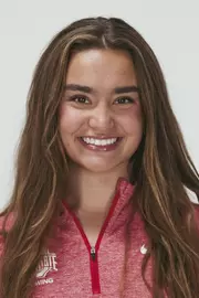 Hannah Locke Headshot