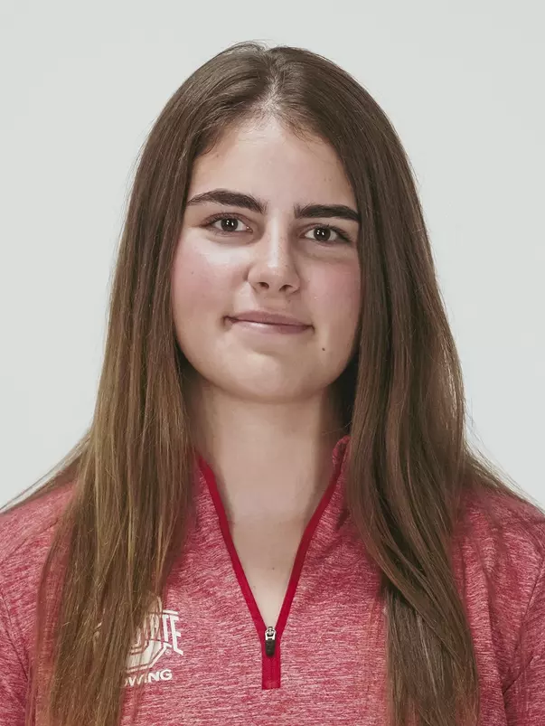 Isabella Schmitt Headshot