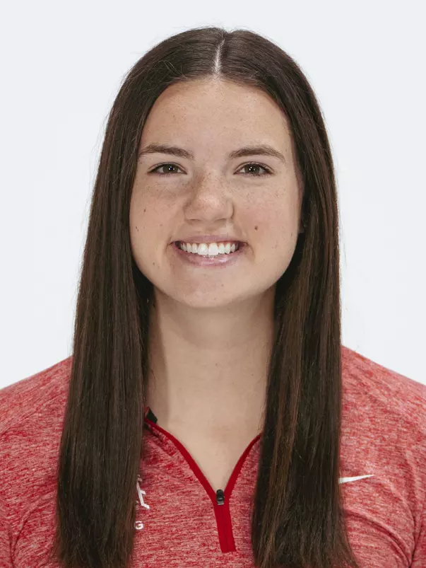 Tess Thompson Headshot