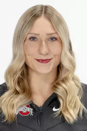 Caroline Walsh Headshot